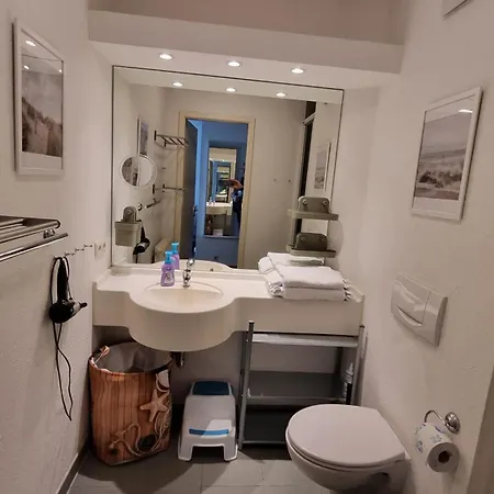 Strandstrasse 32 - 04-33 * Ostseebad Kühlungsborn